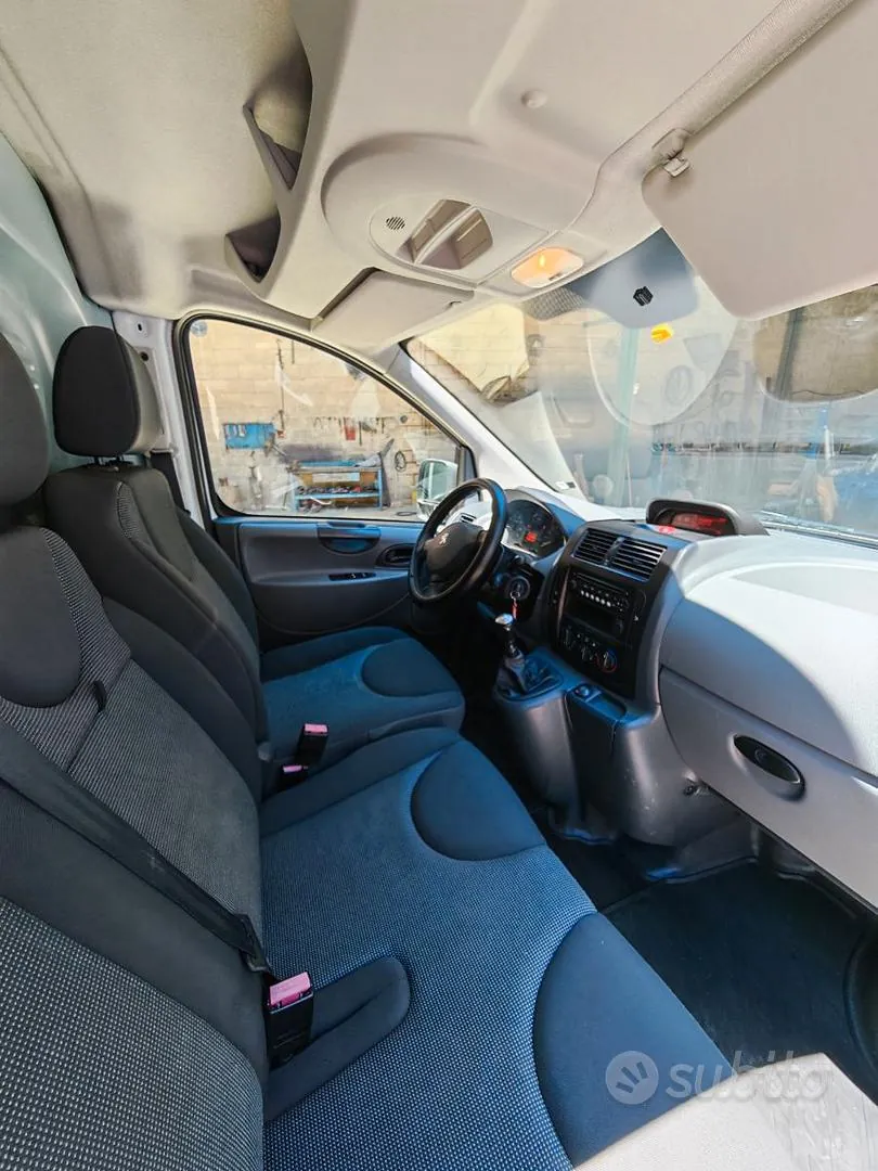 Peugeot Expert 2013 photo 3
