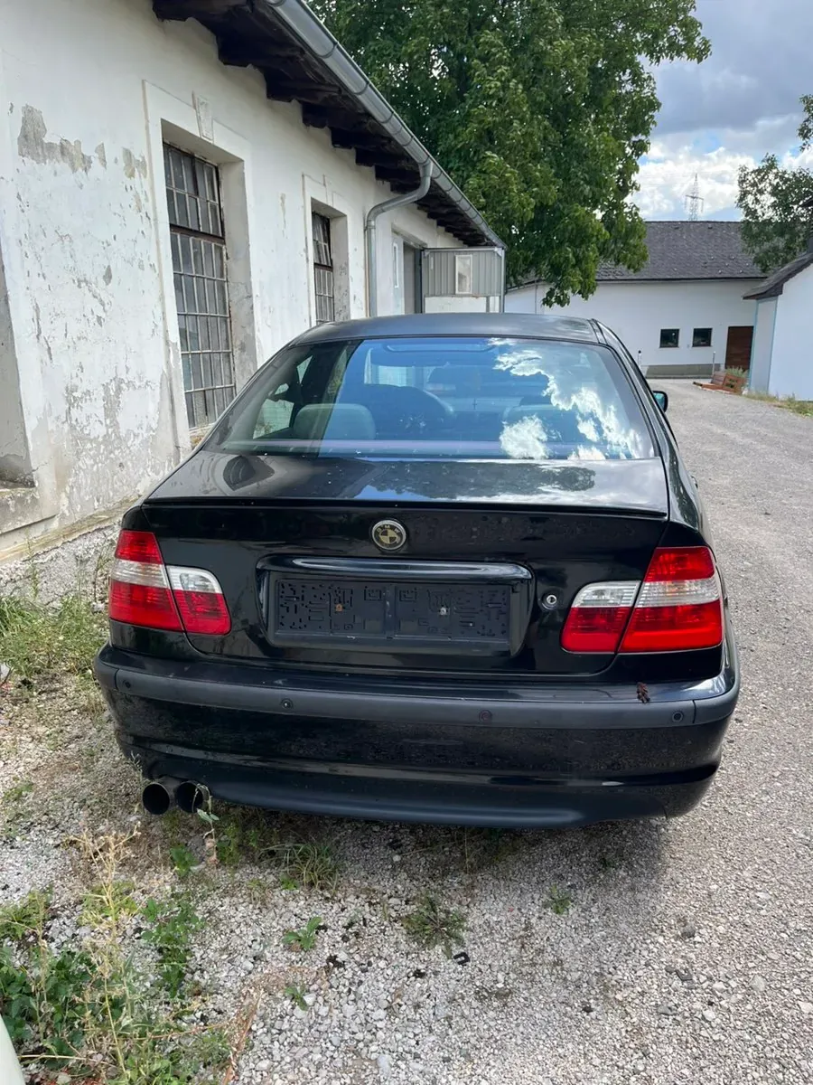 BMW 3 Series 2002 photo 3