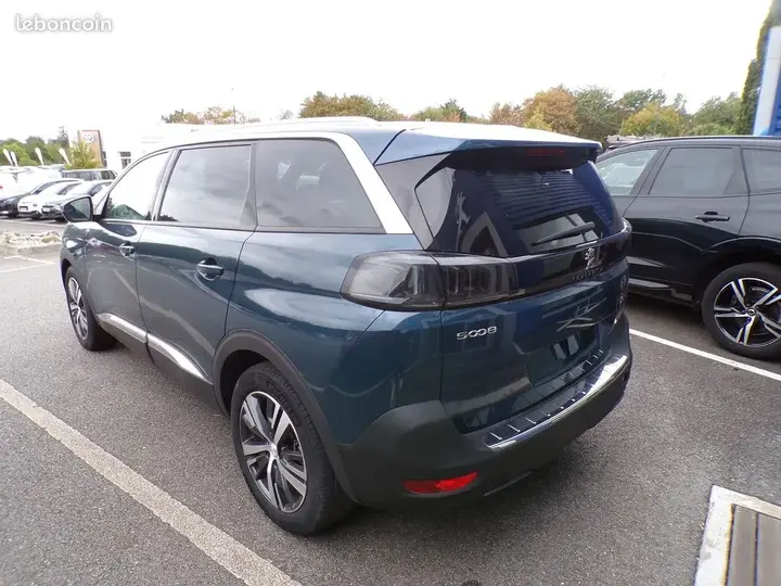 Peugeot 5008 2024 photo 4