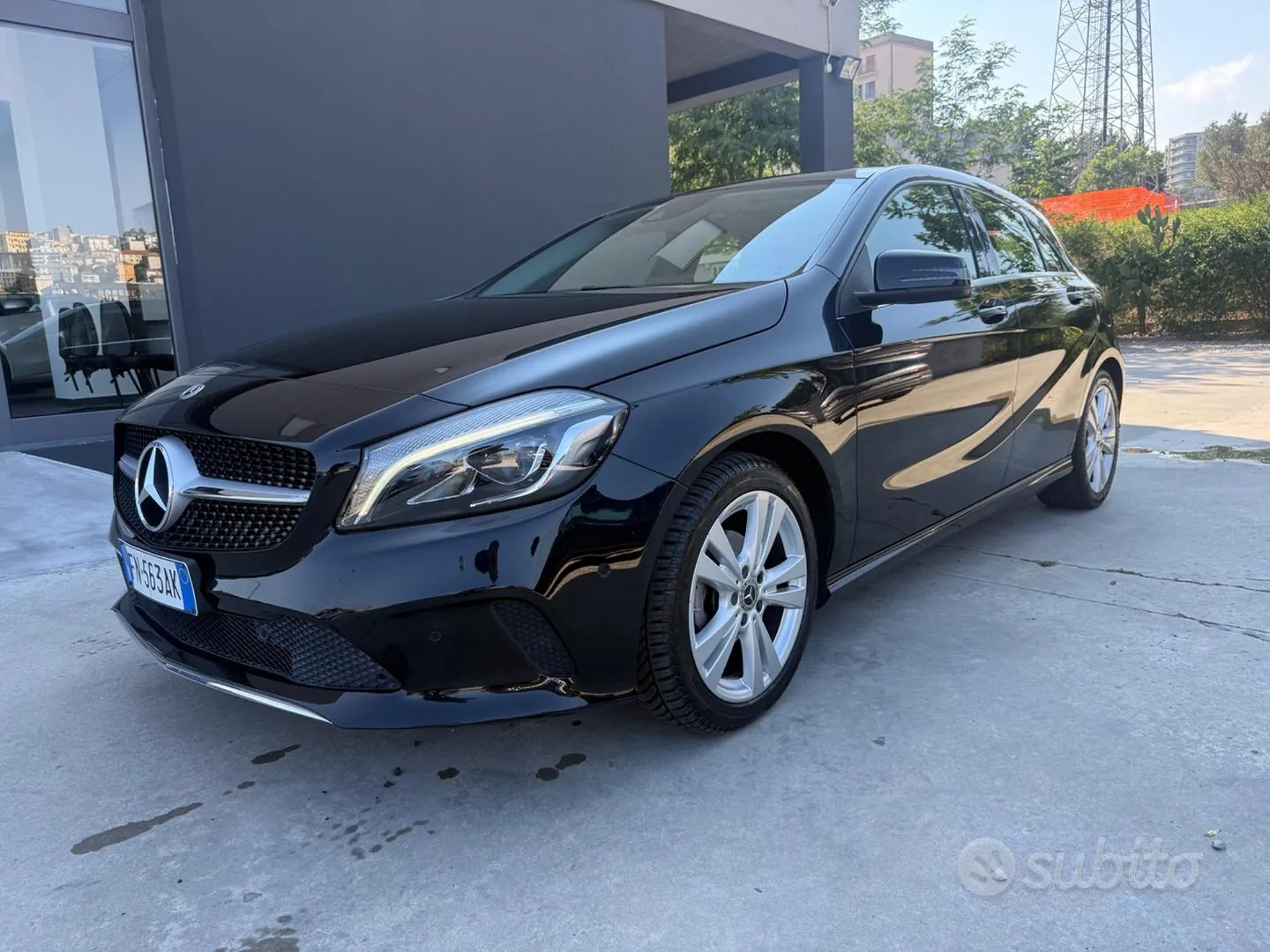 Mercedes-Benz A 180