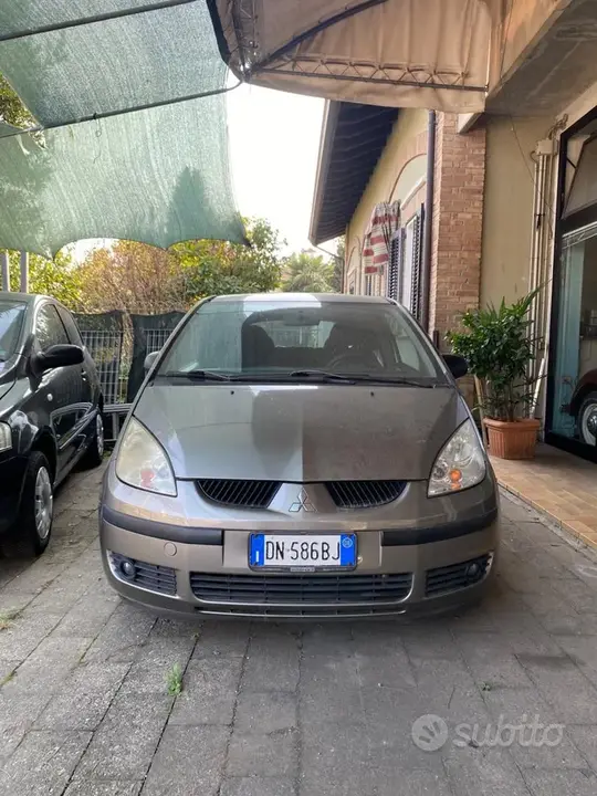 Mitsubishi Colt