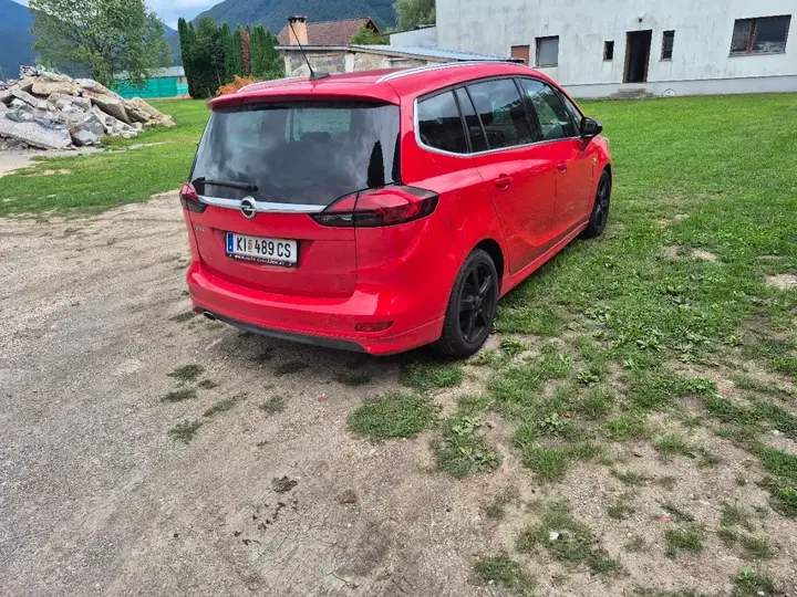 Opel Zafira Tourer 2018 photo 3