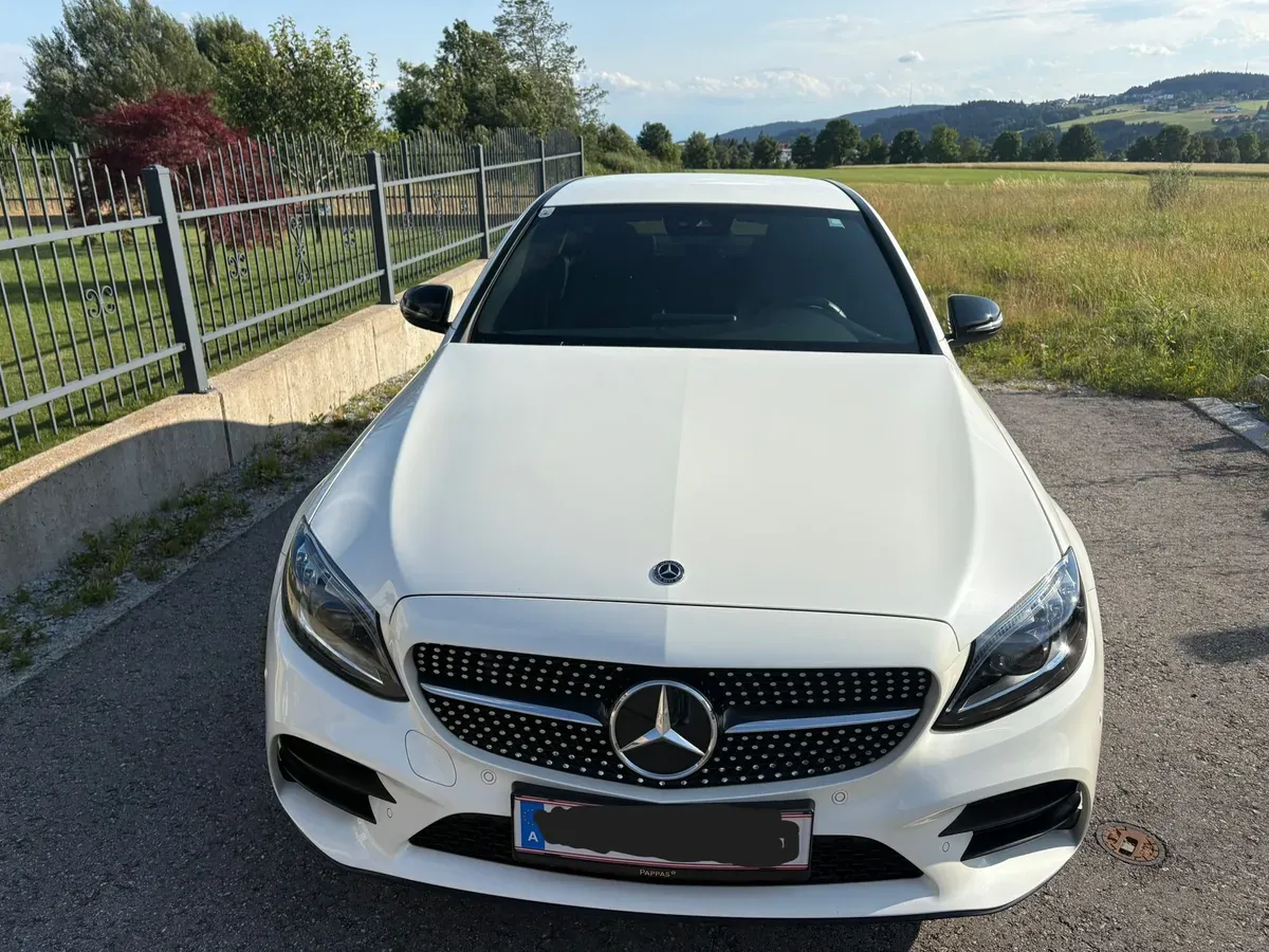 Mercedes-Benz C-Class 2020 photo 3