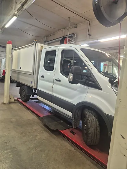 Ford Transit 2018 photo 2