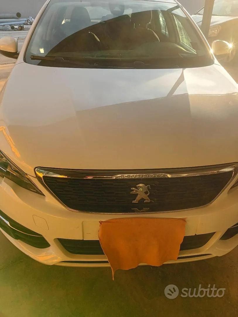 Peugeot 308 2019 photo 4