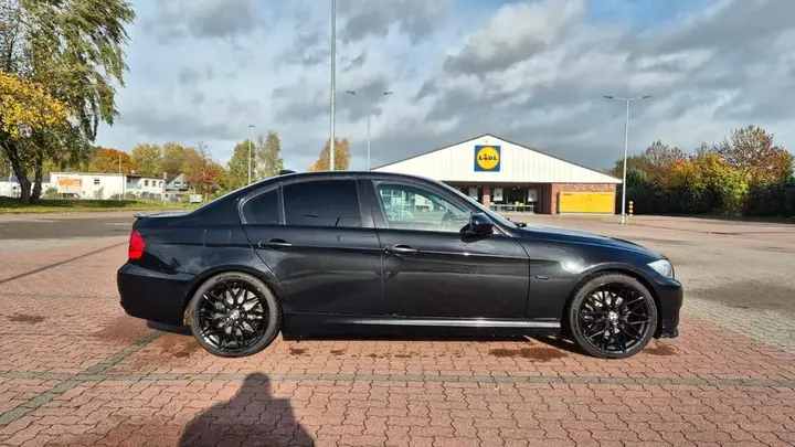 BMW 330D