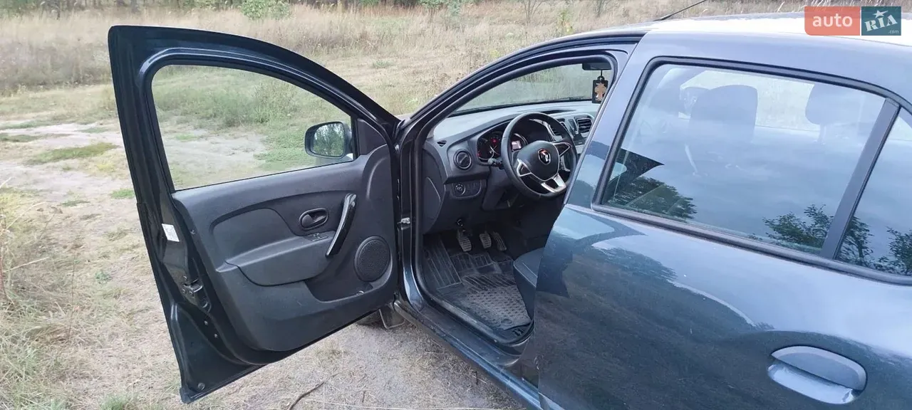 Renault Logan 2019 photo 5