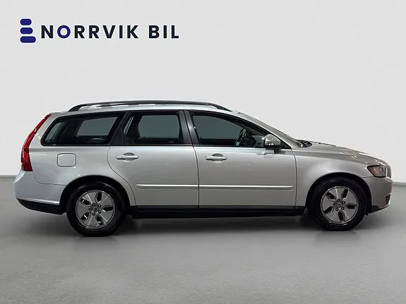 Volvo V50 2010 photo 3
