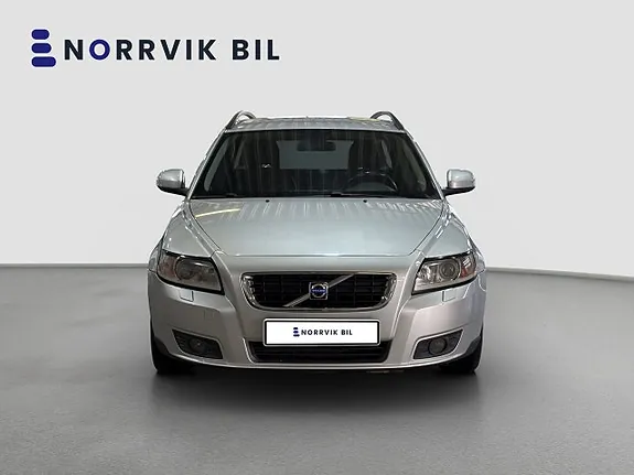 Volvo V50 2010 photo 2