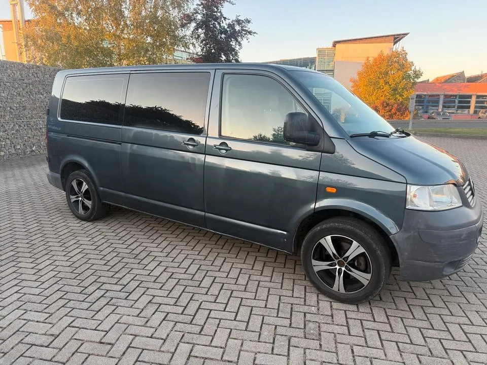 Volkswagen T5
