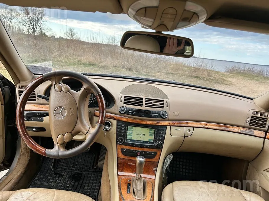 Mercedes-Benz E280 2006 photo 5