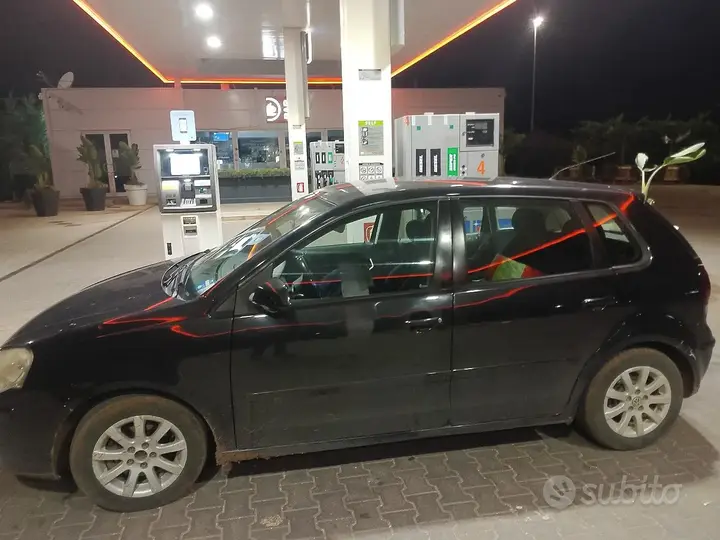 Volkswagen Polo 2005 photo 2