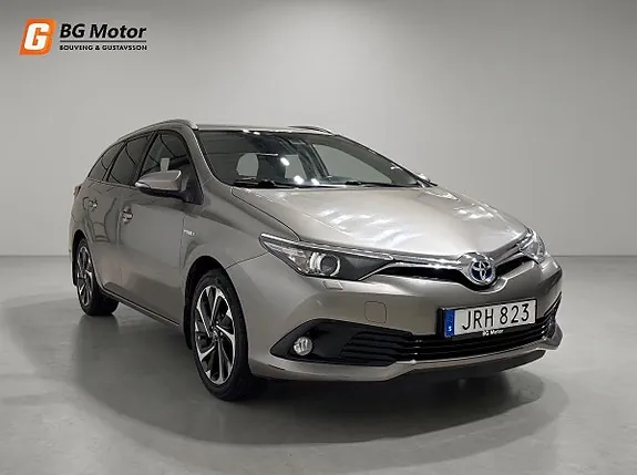Toyota Auris 2015 photo 2