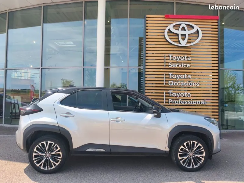 Toyota Yaris Cross 2023 photo 2
