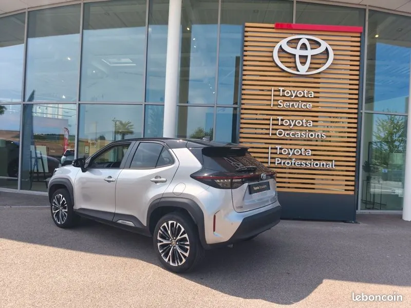 Toyota Yaris Cross 2023 photo 3
