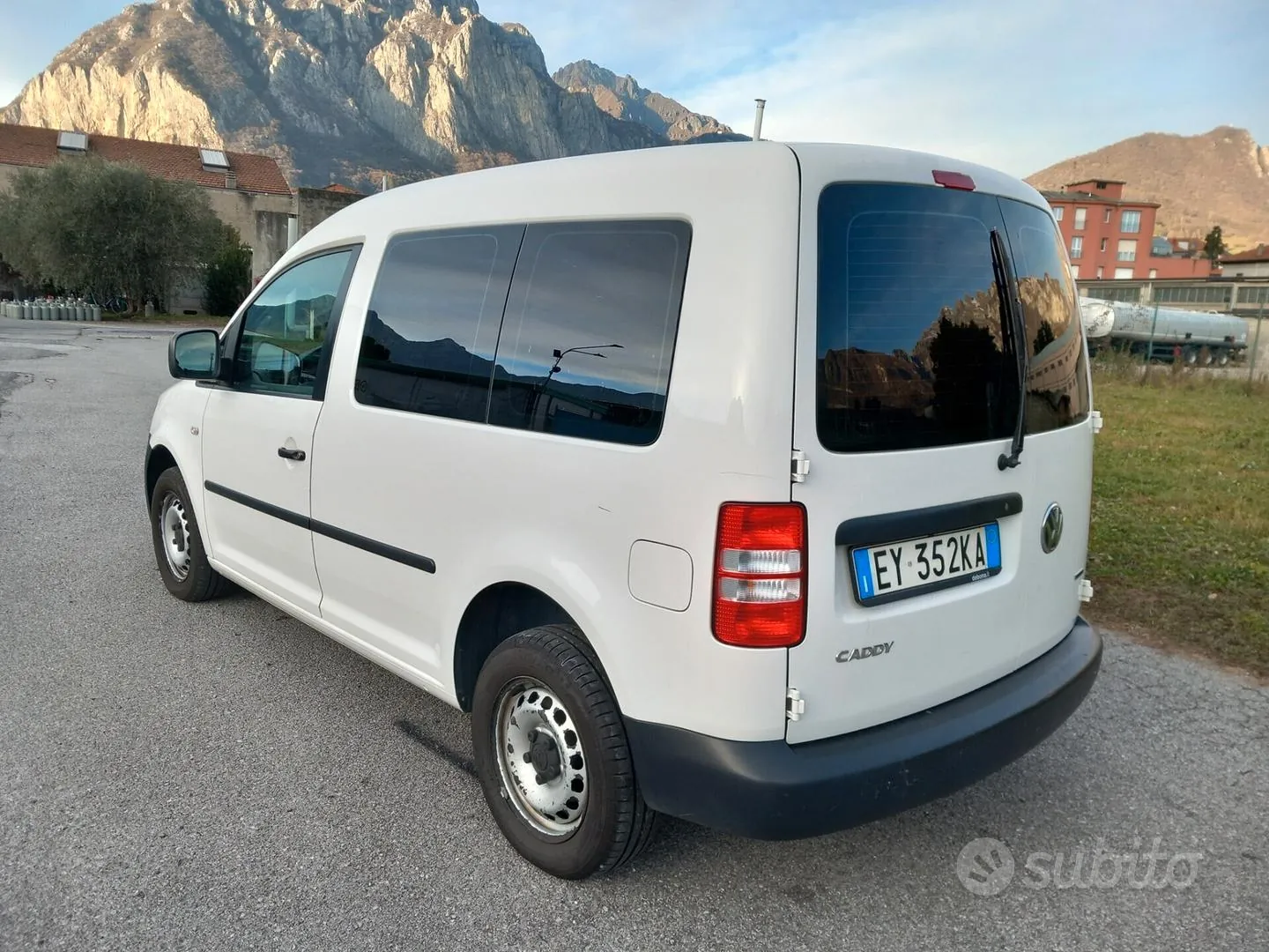 Volkswagen Caddy 2015 photo 3