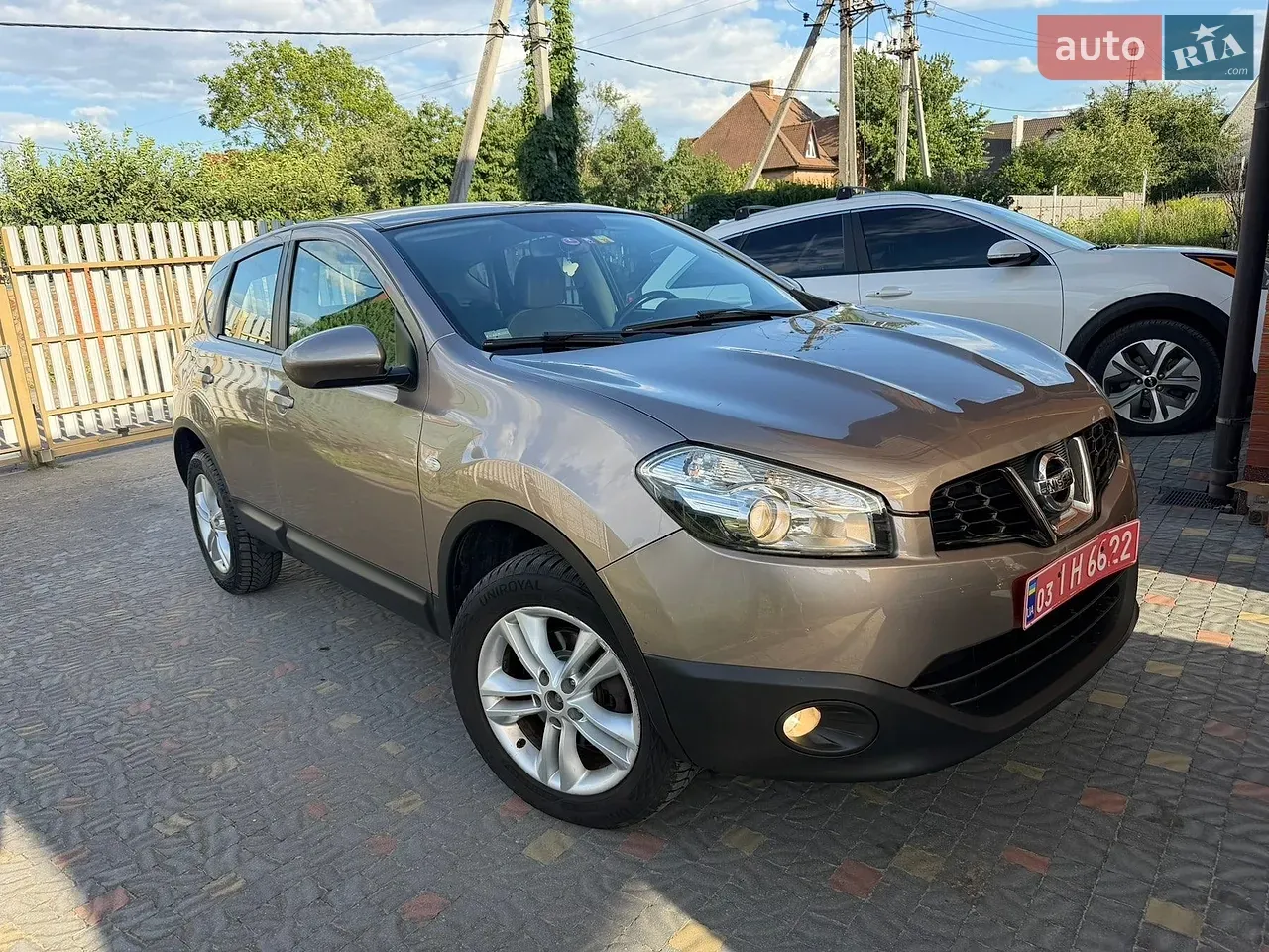 Nissan Qashqai 2013 photo 2