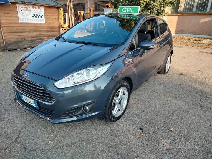 Ford Fiesta 2014 photo 3