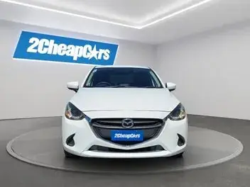 Mazda Demio 2017 photo 3
