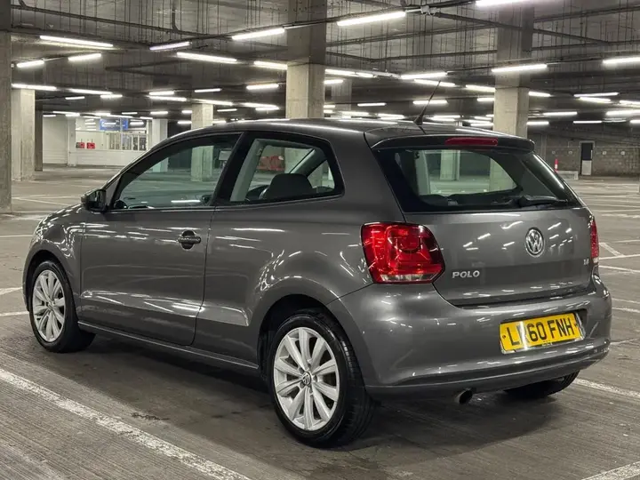Volkswagen Polo 2010 photo 5