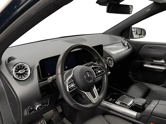 Mercedes-Benz B180 2020 photo 2