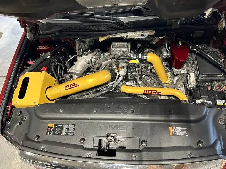 GMC 2500 Denali 2018 photo 5