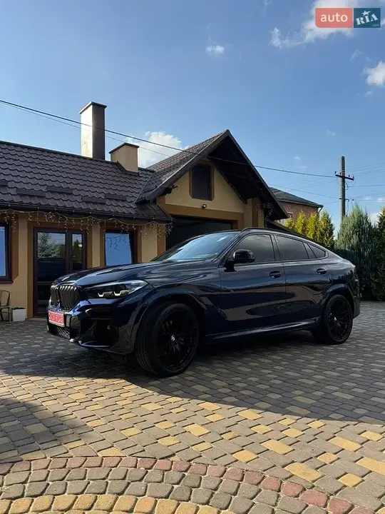 BMW X6 2021 photo 2