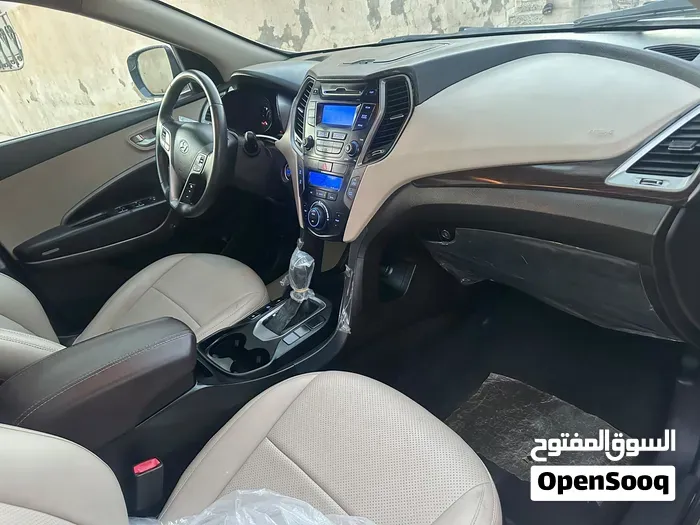 Hyundai Santa Fe 2015 photo 4