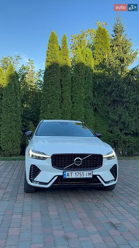 Volvo Xc60 2023 photo 3
