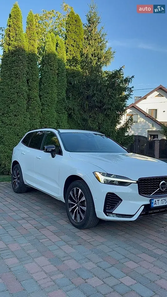 Volvo Xc60 2023 photo 4