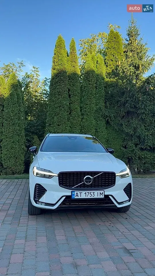 Volvo Xc60 2023 photo 2