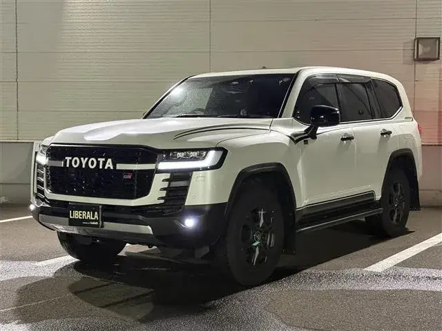 Toyota Land Cruiser 300