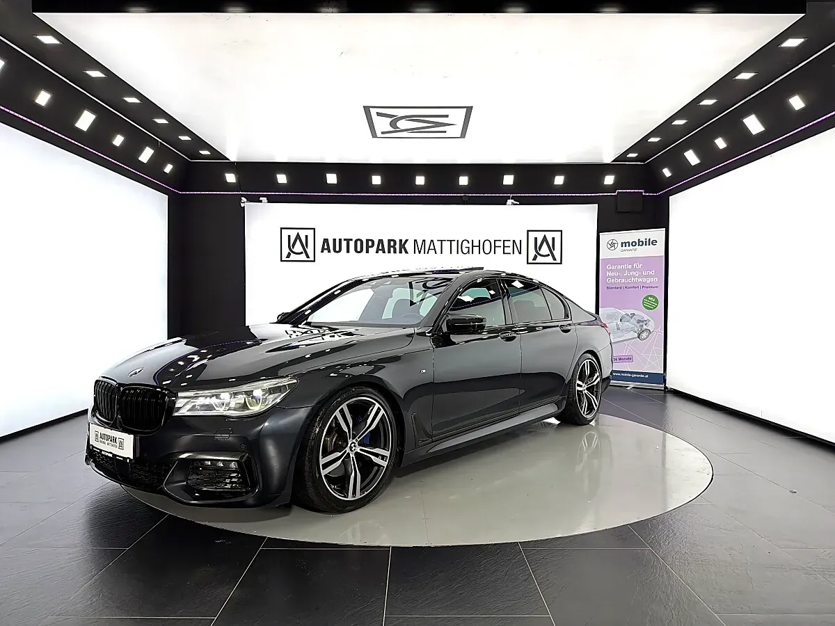 BMW 7 Series 2016 photo 2
