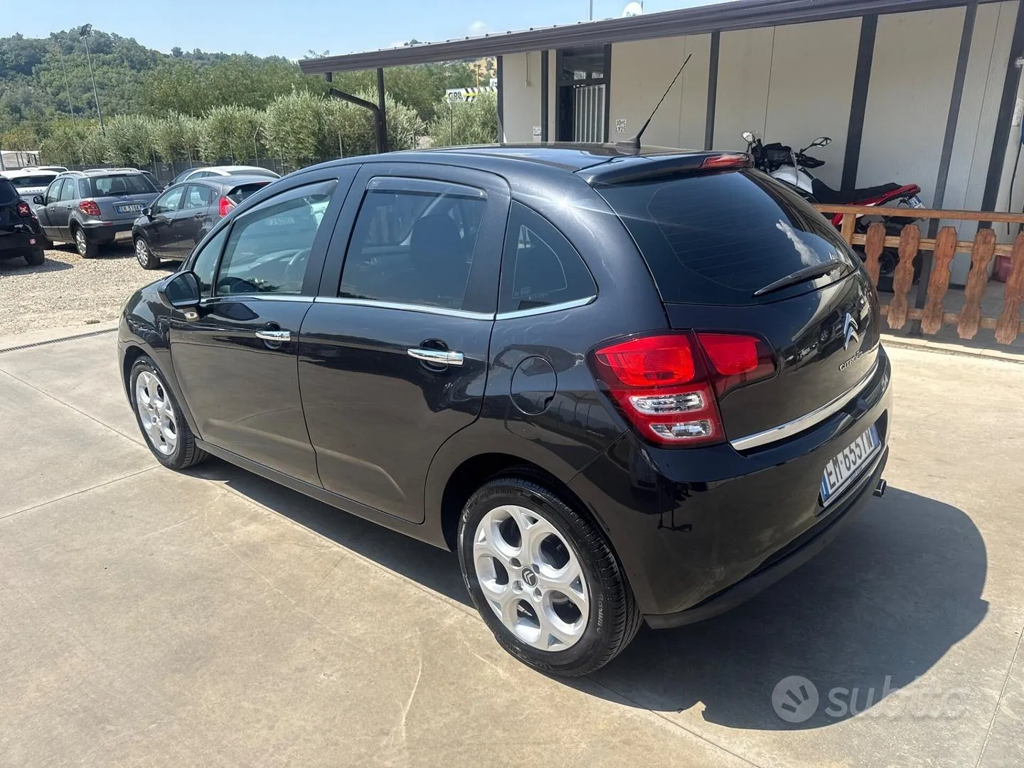 Citroen C3 2012 photo 3