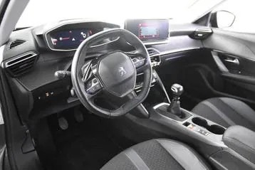 Peugeot 2008 2020 photo 2