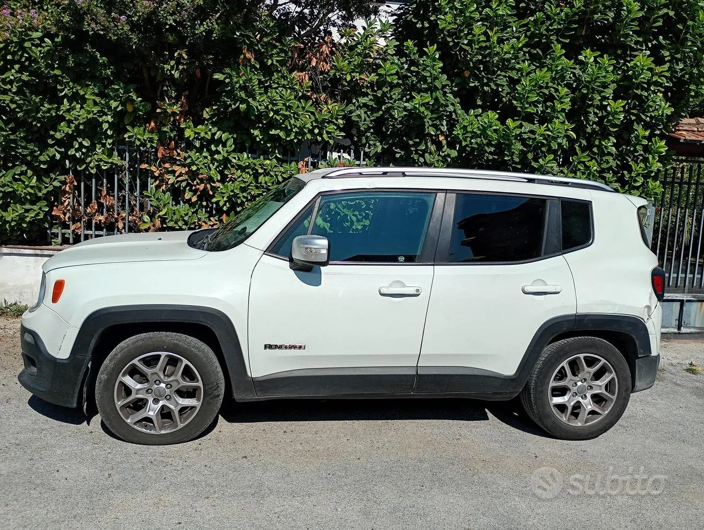 Jeep Renegade 2014 photo 3