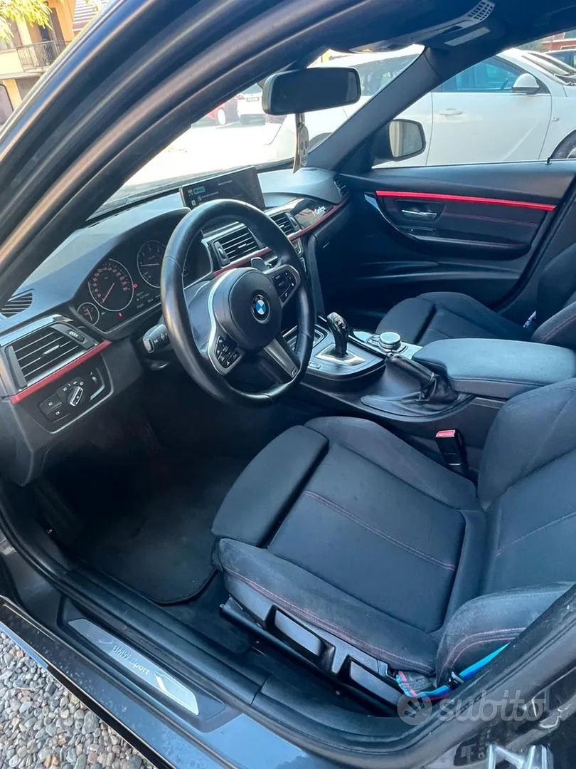 BMW F30 2015 photo 2
