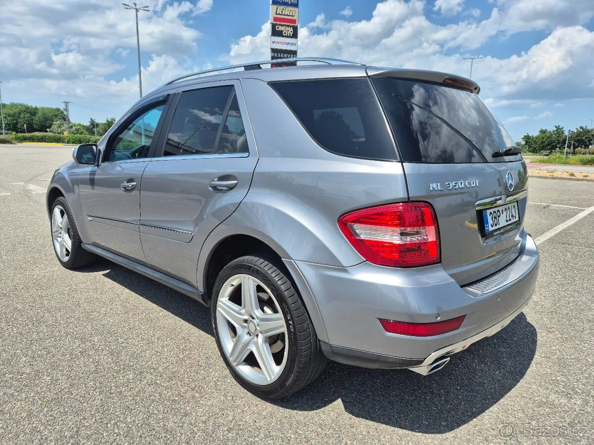 Mercedes-Benz Ml Class 2010 photo 5