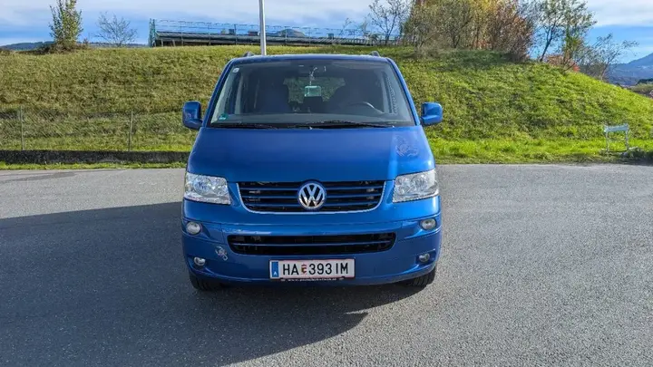 Volkswagen Multivan 2006 photo 2