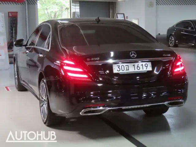 Mercedes-Benz S-Class 2018 photo 4