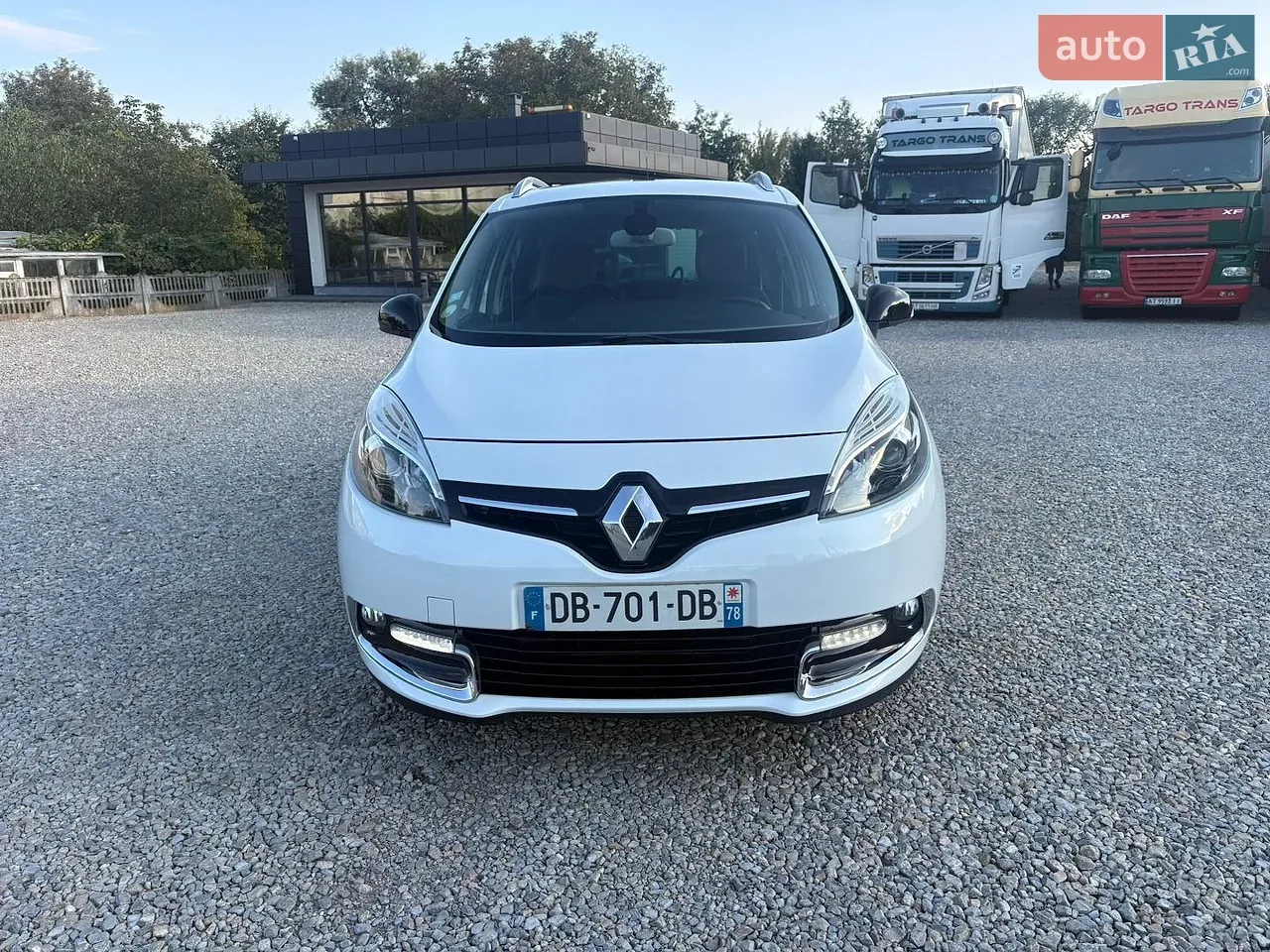 Renault Grand Scenic 2013 photo 2