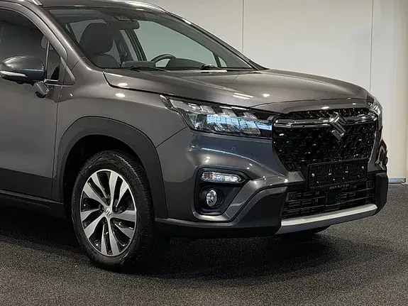 Suzuki S-Cross 2022 photo 4