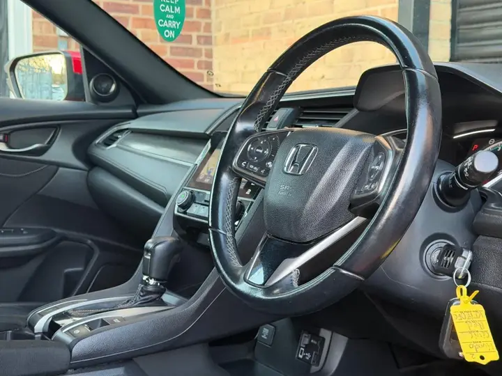 Honda Civic 2018 photo 3