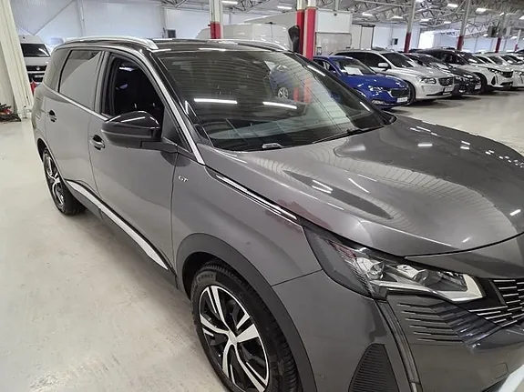 Peugeot 5008 2023 photo 3