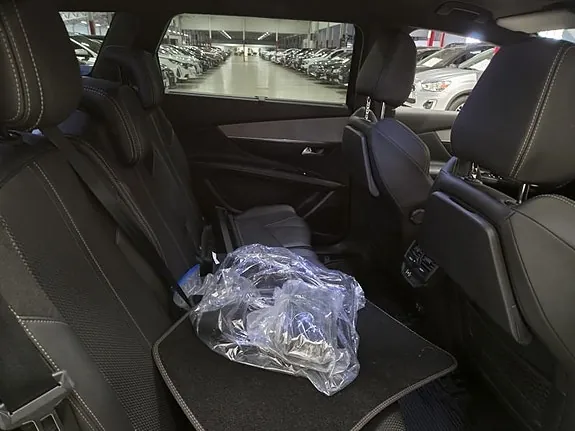 Peugeot 5008 2023 photo 5