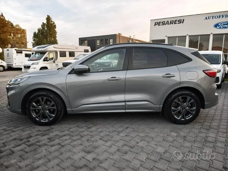 Ford Kuga 2023 photo 3