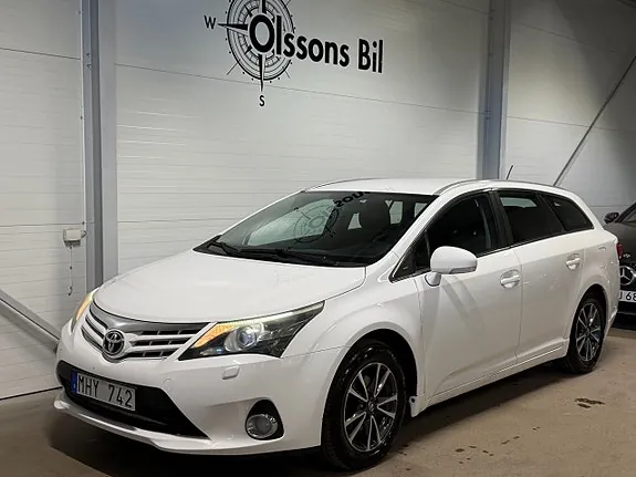 Toyota Avensis 2012 photo 2