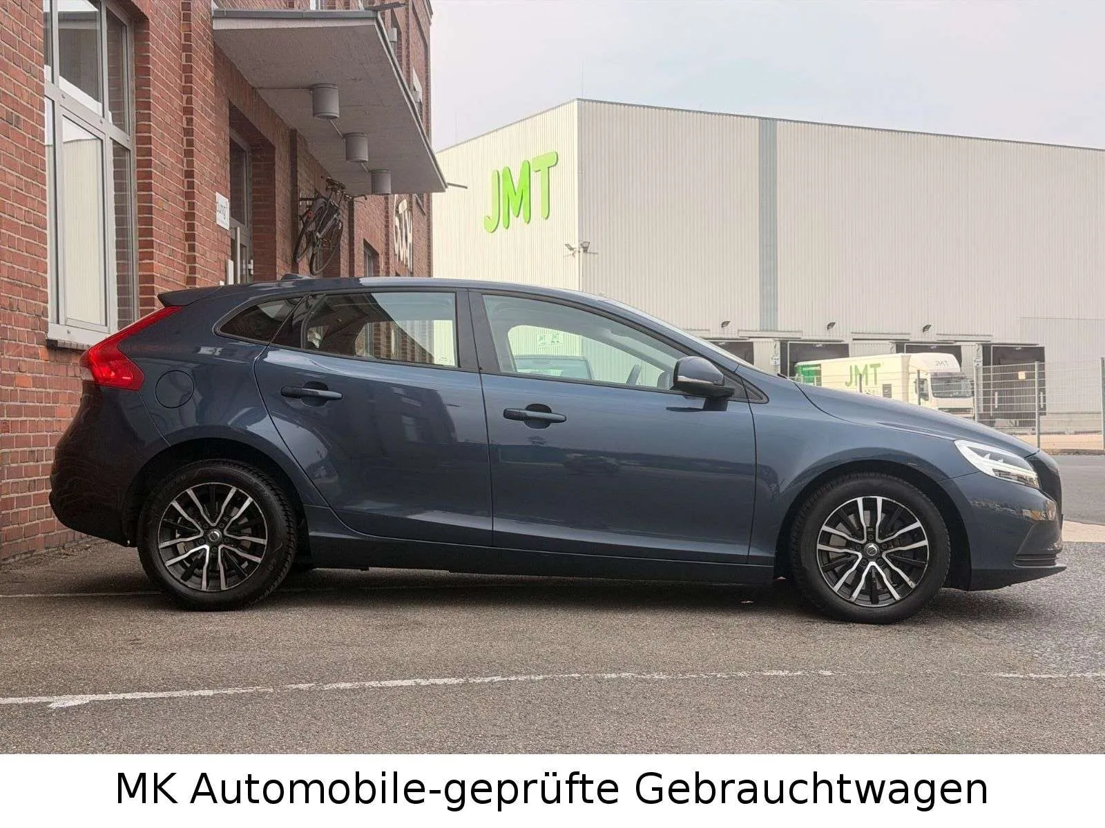 Volvo V40 2017 photo 4