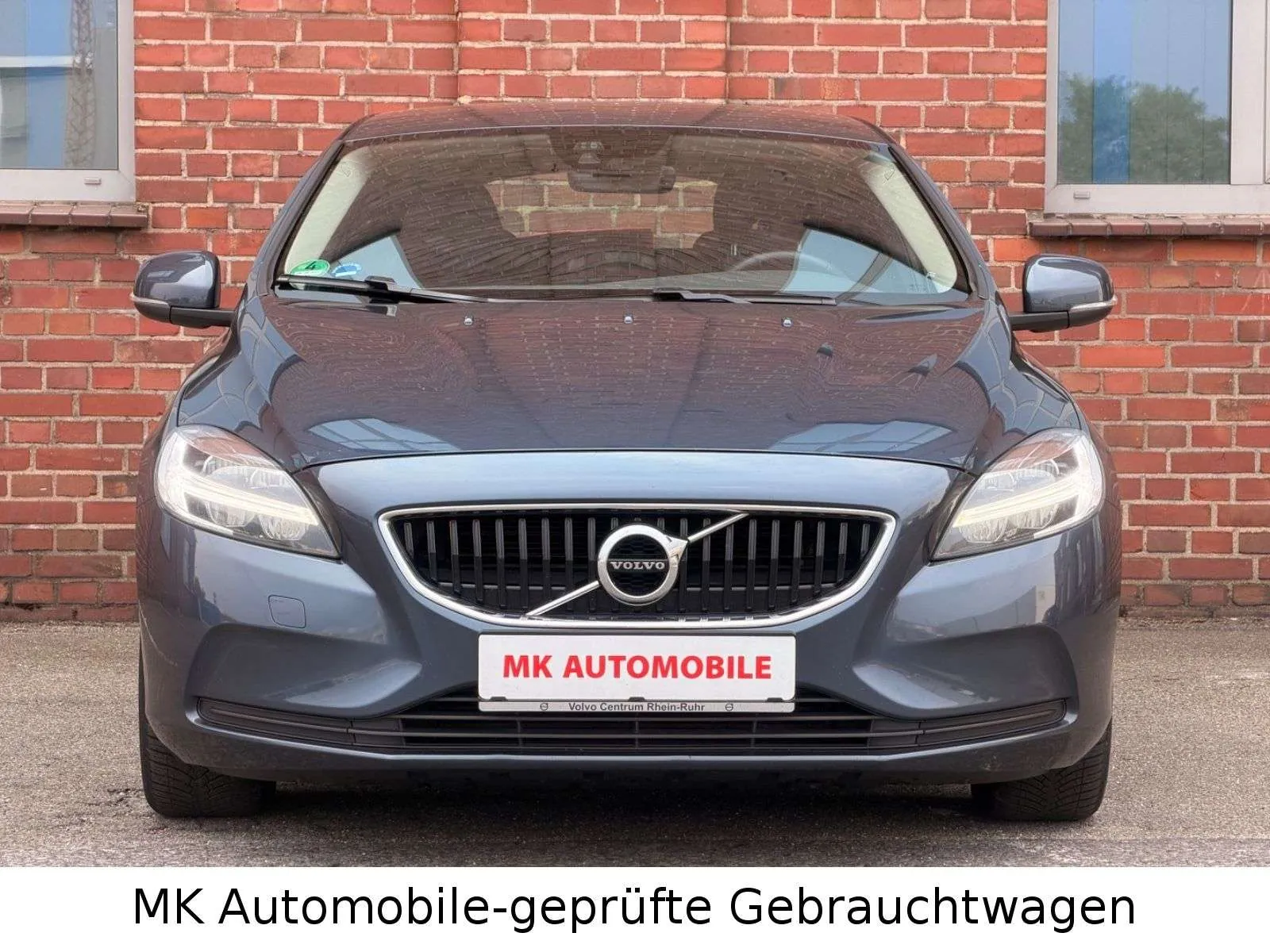 Volvo V40 2017 photo 2