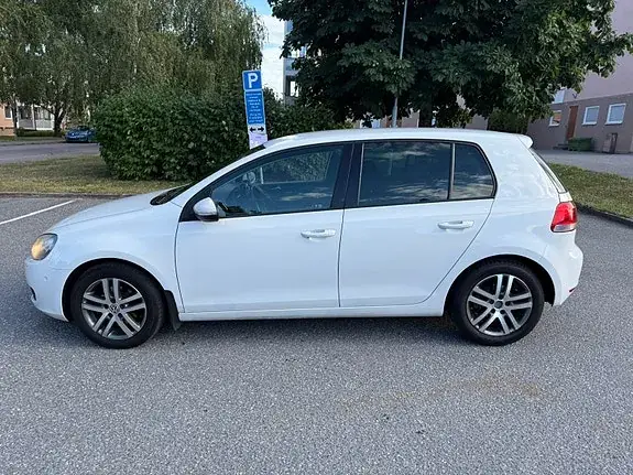 Volkswagen Golf 6 2011 photo 2
